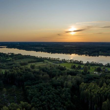 Perkonu Namins Villa Balvi Bagian luar foto