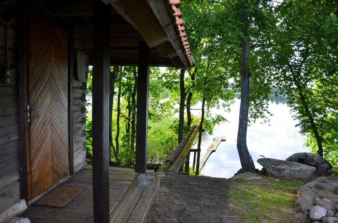 Perkonu Namins Villa Balvi Bagian luar foto